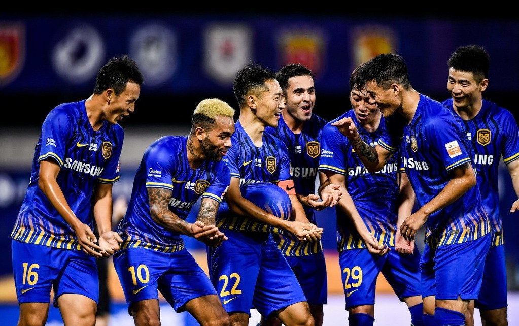 赛地聚焦：亚冠今晚热度飙升，洛杉矶湖人复出首秀，质疑声仍在，医务组通报恢复的简单介绍九游体育